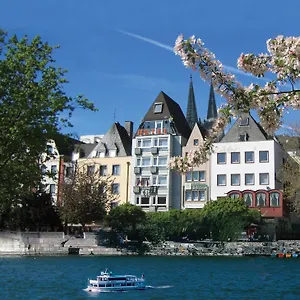 hotel-romerhafen.topcolognehotels.com/